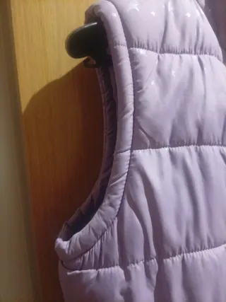 Chaleco impermeable forrado morado. Niña 12 años