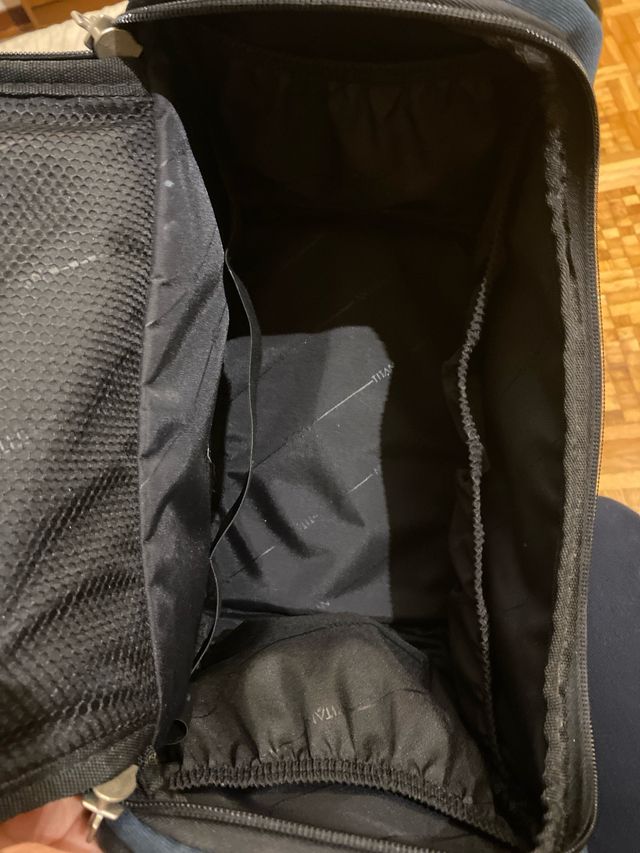 Neceser de viaje Titan azul