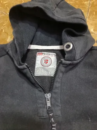 Sudadera capucha 00s Geographical Norway Negra