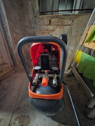 Compresor Daewoo 24L 2HP