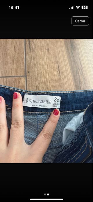 Pantalones vaqueros acampanados