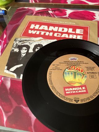 Traveling Wilburys Handle With Care  vinilo si gel