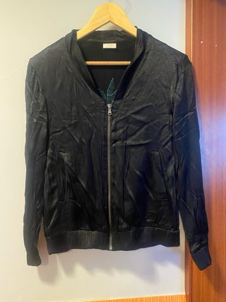 Chaqueta Bomber H&M Flamencos Bordados Negra