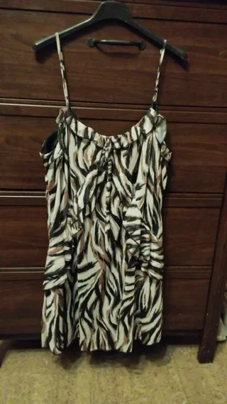 Vestido estampado cebra