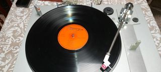 GIRADISCOS SONY PS-LX3 COMO NUEVO