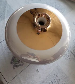 Juego de 2 jarrones decorativos beige y dorado