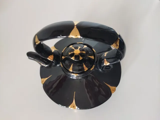 Teiera vintage in porcellana Manises