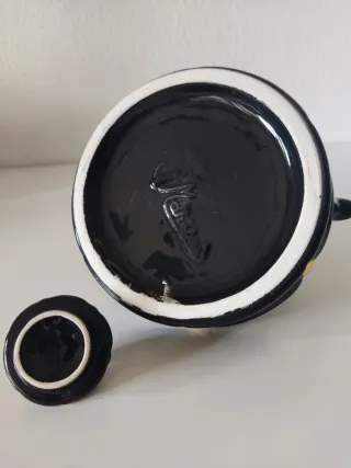 TETERA VINTAGE PORCELANA MANISES