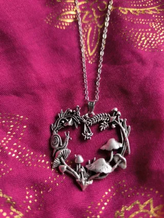 Collar Corazón Naturaleza del Bosque