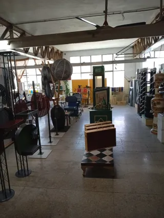 Varios artículos de decoración