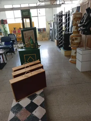 Varios artículos de decoración