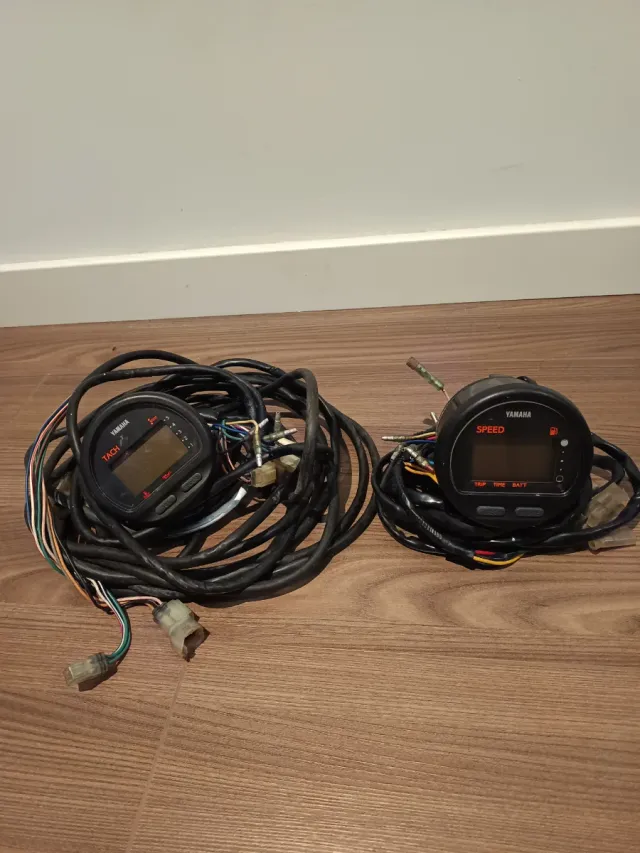 Relojes fueraborda yamaha + cableado