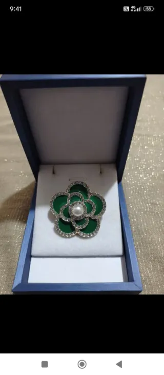 Parure orecchini cammeo + spilla fiore