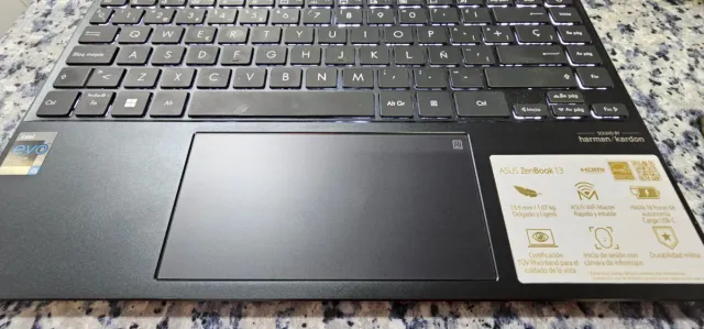 ASUS Zenbook 13 Negro