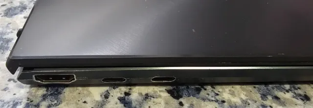 ASUS Zenbook 13 Negro