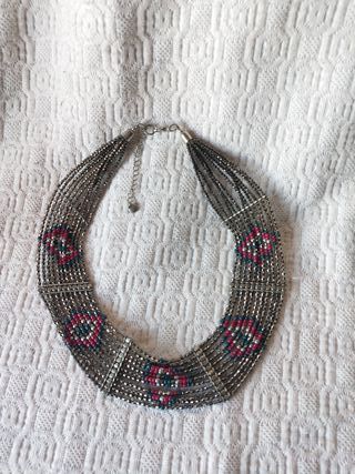 Collar plateado grande estilo étnico rosa azul