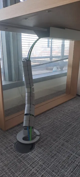 Mesa de oficina de madera