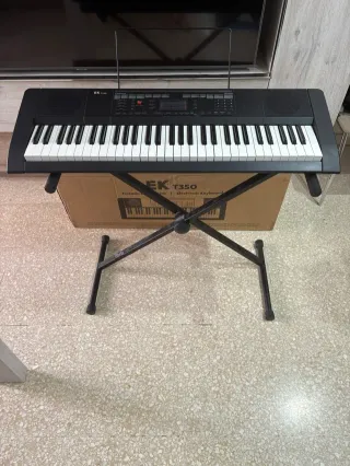 Teclado EK T350 y soporte