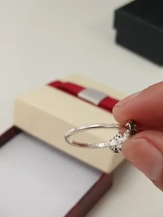 Anel prata com flores