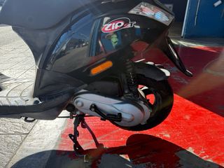Piaggio Zip base 2T