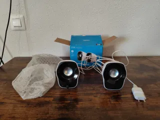 Altavoces Logitech Z120