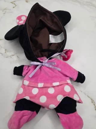 Bebé Llorón con ropa y mochila