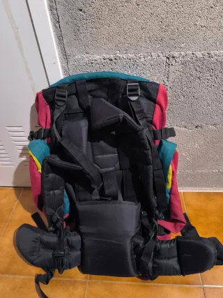 Mochila Montaña Retro Roja y Turquesa