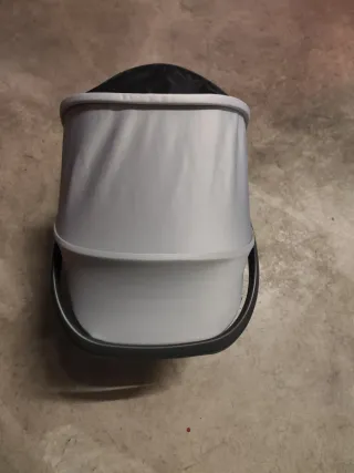 Silla coche grupo 0+ homologada.