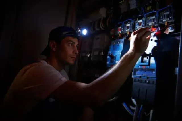 Instalareparaciones eléctricas