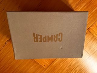 Sapatos Camper.