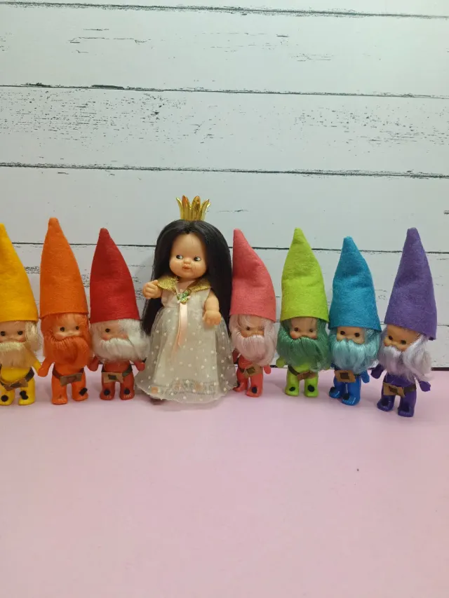 Barriguitas Blancanieves y 7 Enanitos