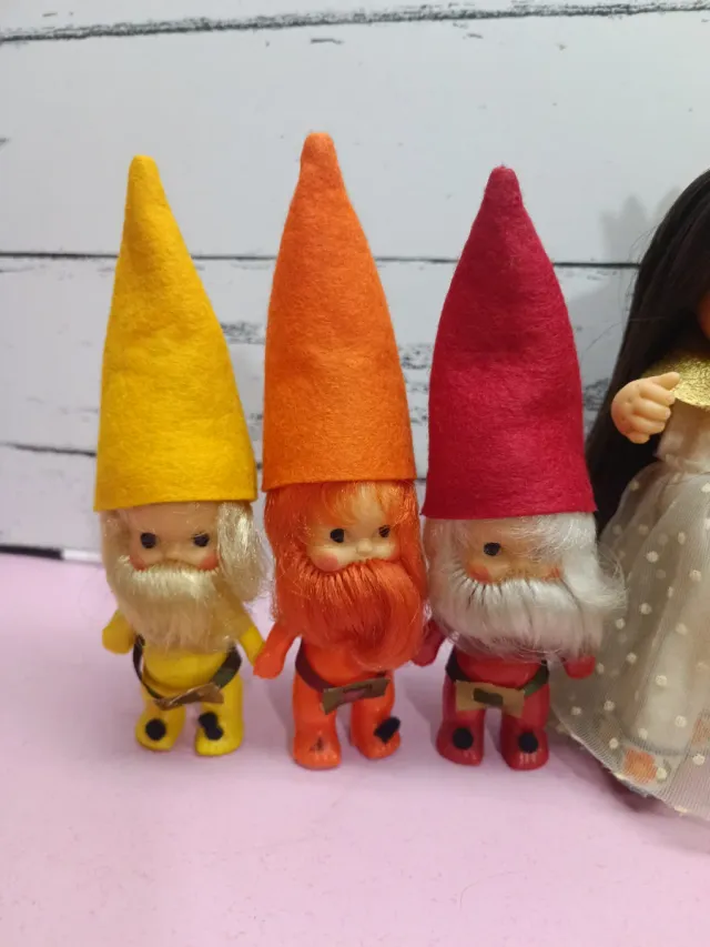 Barriguitas Blancanieves y 7 Enanitos