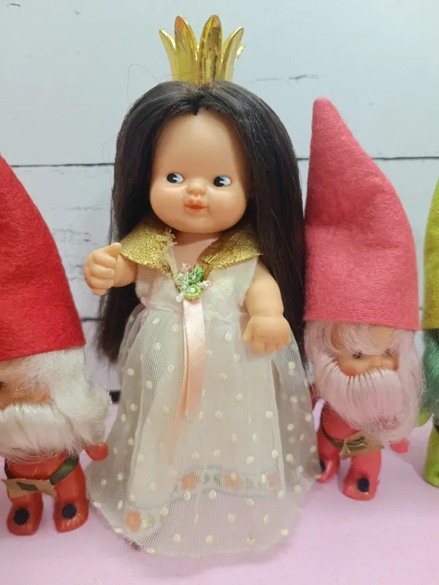 Barriguitas Blancanieves y 7 Enanitos