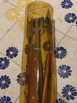 Set barbecue in tubo trasparente