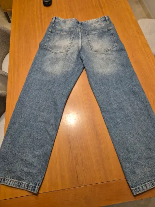Pantalón vaquero Baggie azul por estrenar