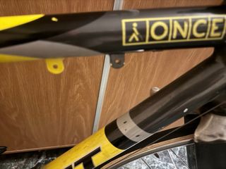 Bicicleta de carretera Giant Clásica sin ruedas