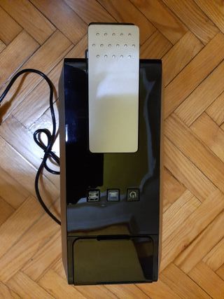 Cafetera Illy Cápsulas con Caja