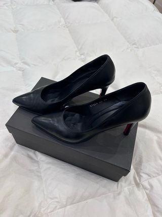 Zapatos de tacón negros talla 38