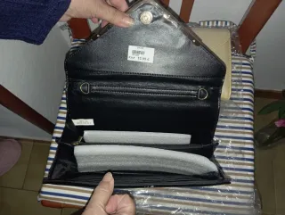 20€ los dos. Bolsos o carteras de mano mujer.