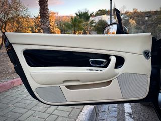 Bentley Continental GTC 6.0 W12 560CV. 2007