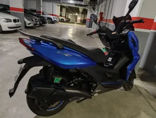 Kymco 300 Inyección Electrónica Azul pocos kilome