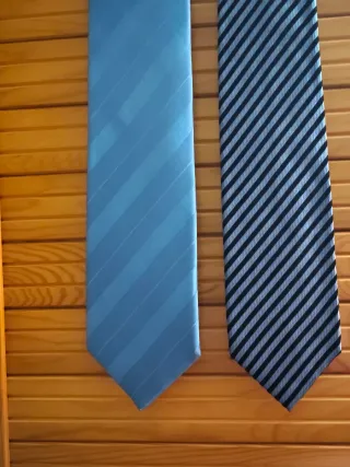 Corbatas Rayas Azul y Gris