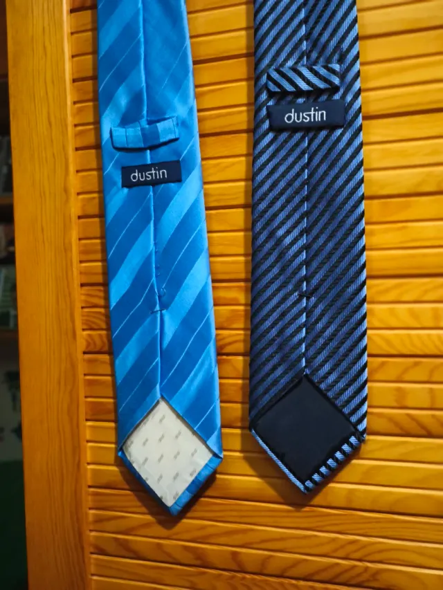 Corbatas Rayas Azul y Gris