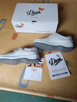 Zapatos DIAN blancos mujer