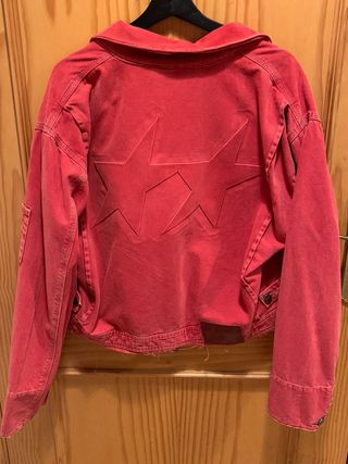 Chaqueta Zara x TwoJeys Roja