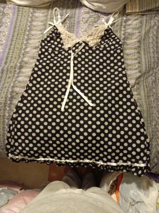 Camisón lunares tirantes encaje