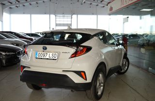 TOYOTA C-HR 125H Active