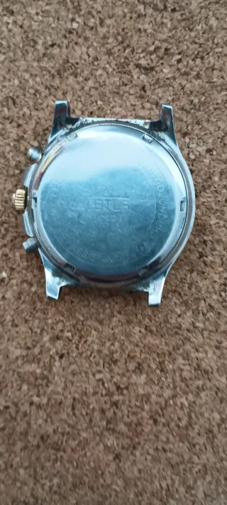 Reloj Lotus Cronógrafo Esfera Blanca y Azul