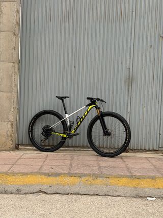 Scott Scale WC Talla S