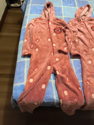 2 Pijamas Entero Spiderman años.Marca Marvel.NUEVO